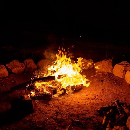 The Rock Camp Petra Hotel Wadi Musa Luaran gambar