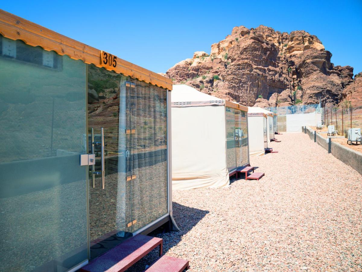 The Rock Camp Petra Hotel Wadi Musa Luaran gambar