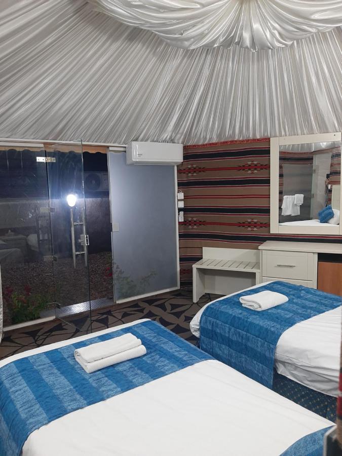 The Rock Camp Petra Hotel Wadi Musa Luaran gambar