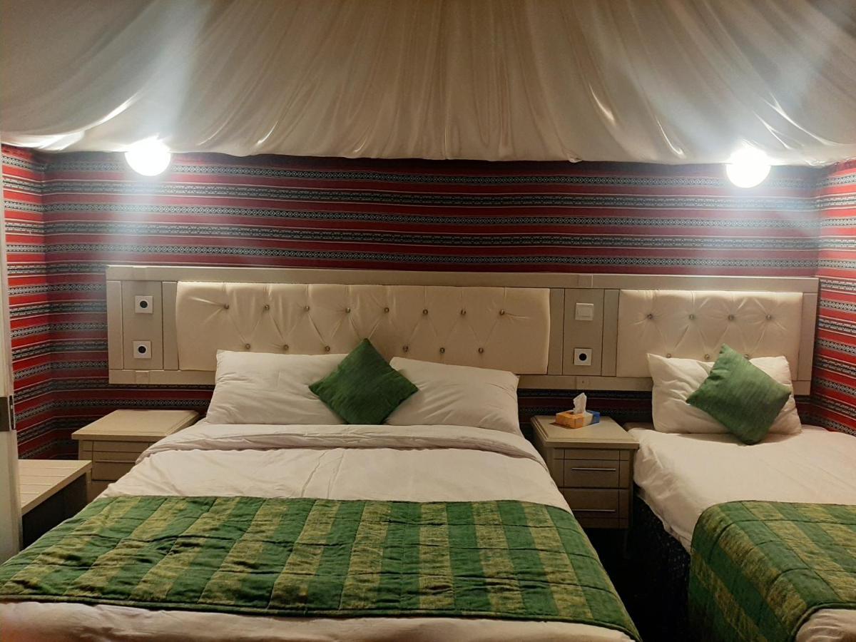 The Rock Camp Petra Hotel Wadi Musa Luaran gambar