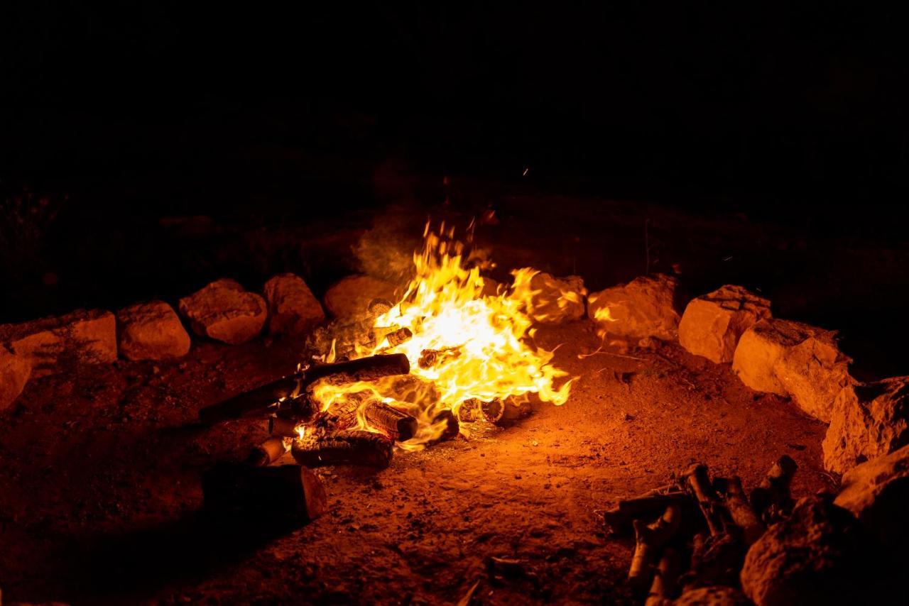 The Rock Camp Petra Hotel Wadi Musa Luaran gambar